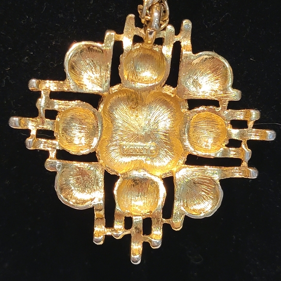 L14 Vintage Monet Gold-tone Long Chain & Pendant Necklace - Picture 3 of 5